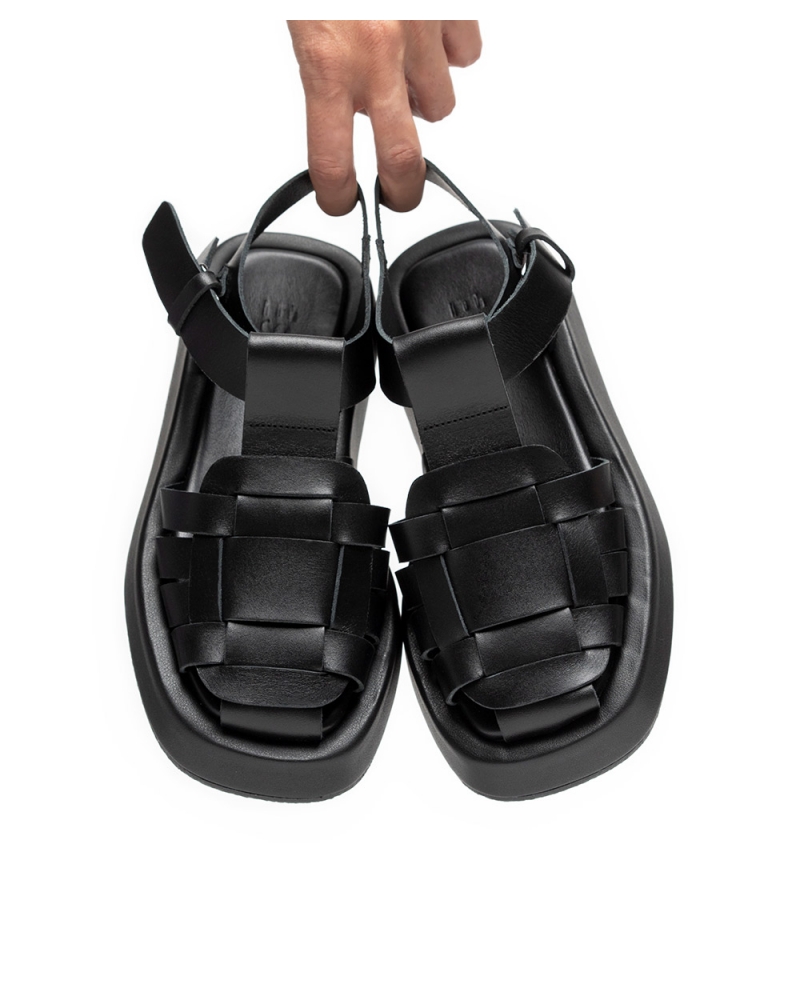 gomati-black-esiot-fisherman-leather-sandals